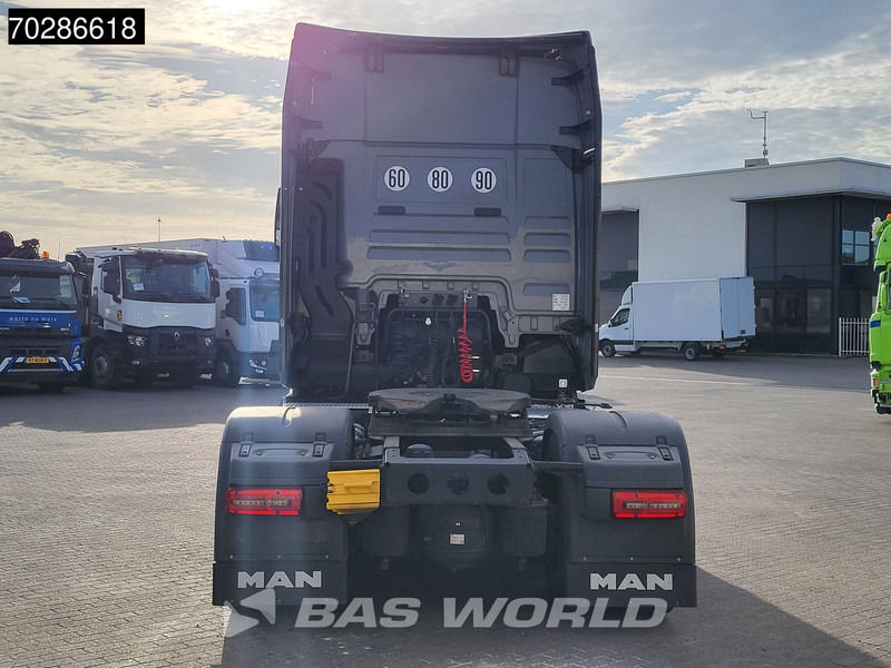 MAN TGX 18.520 4X2 Individual Lion S! GX Retarder Full-Air 2x Tanks Navi LED ACC Euro 6 - Çekici: fotoğraf 5 MAN TGX 18.520 4X2 Individual Lion S! GX Retarder Full-Air 2x Tanks Navi LED ACC Euro 6 - Çekici: fotoğraf 5