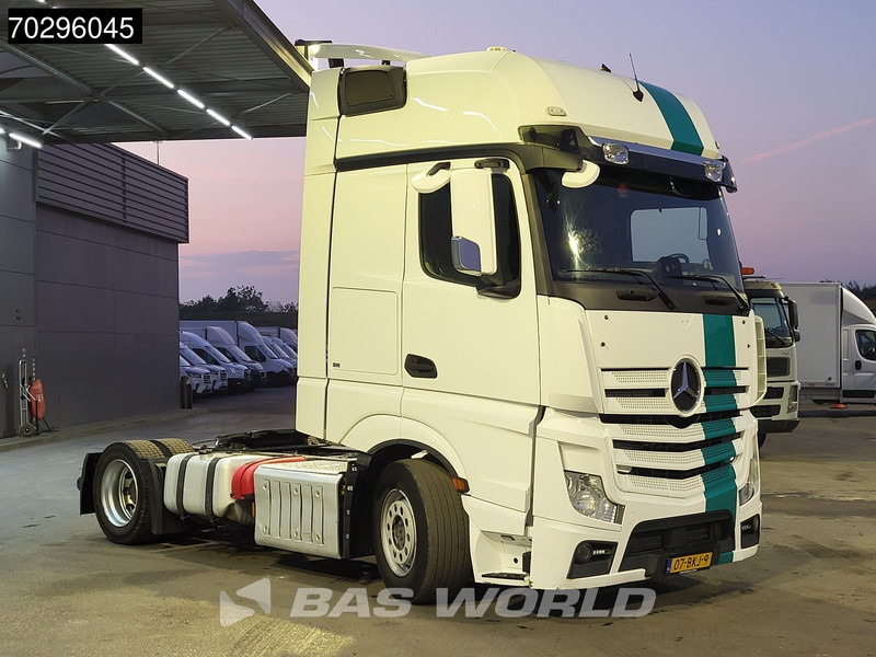 Mercedes-Benz Actros 1845 Actros 4X2 GigaSpace NL-Truck Mega 2xTanks Standklima ACC Euro 6 - Çekici: fotoğraf 3 Mercedes-Benz Actros 1845 Actros 4X2 GigaSpace NL-Truck Mega 2xTanks Standklima ACC Euro 6 - Çekici: fotoğraf 3