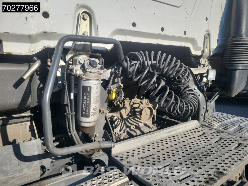 Mercedes-Benz Actros 1851 Actros 4X2 BigSpace 2x Tanks - Çekici: fotoğraf 3 Mercedes-Benz Actros 1851 Actros 4X2 BigSpace 2x Tanks - Çekici: fotoğraf 3