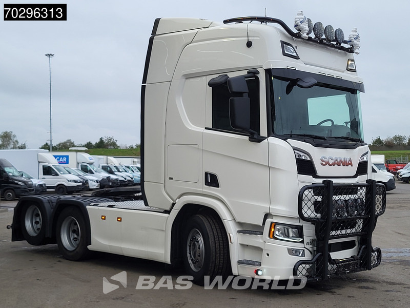 Scania R590 6X2 WB315! Retarder Full-Air 2xTanks Leather ACC Navi LED Euro 6 - Çekici: fotoğraf 3 Scania R590 6X2 WB315! Retarder Full-Air 2xTanks Leather ACC Navi LED Euro 6 - Çekici: fotoğraf 3