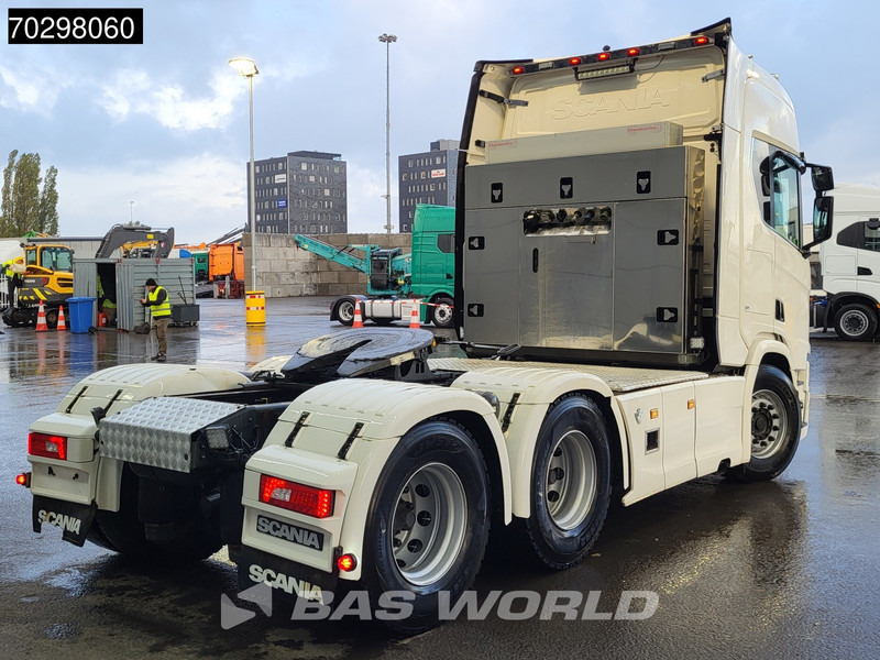Scania R650 R 6X4 Full-Air! Retarder ACC Hydraulik Leder Navi Euro 6 - Çekici: fotoğraf 5 Scania R650 R 6X4 Full-Air! Retarder ACC Hydraulik Leder Navi Euro 6 - Çekici: fotoğraf 5