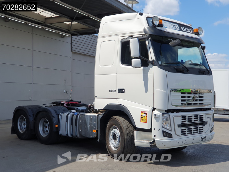 Volvo FH16 600 FH16 6X4 Retarder VEB+ 2x Tanks Hydraulik Euro 5 - Çekici: fotoğraf 3 Volvo FH16 600 FH16 6X4 Retarder VEB+ 2x Tanks Hydraulik Euro 5 - Çekici: fotoğraf 3