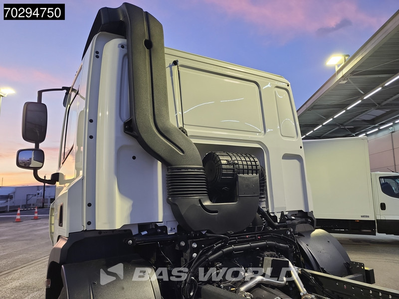 DAF CF 300 6X2 NEW chassis Lift/Steering Axle ACC Retarder Euro 6 - Şasi kamyon: fotoğraf 5 DAF CF 300 6X2 NEW chassis Lift/Steering Axle ACC Retarder Euro 6 - Şasi kamyon: fotoğraf 5