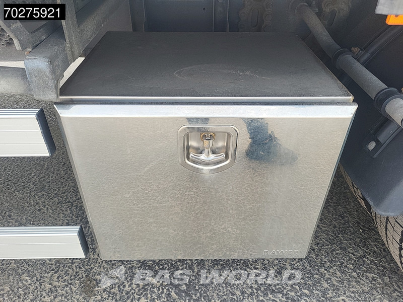 DAF LF 290 4X2 19 Tons Automatic 2t Tailgate Euro 6 ACC - Kapalı kasa kamyon: fotoğraf 5 DAF LF 290 4X2 19 Tons Automatic 2t Tailgate Euro 6 ACC - Kapalı kasa kamyon: fotoğraf 5