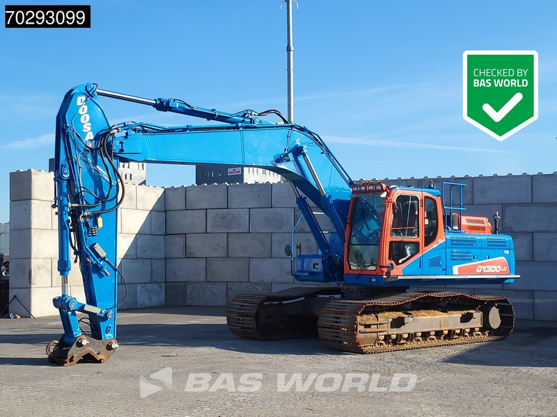 Paletli ekskavatör Doosan DX300LC-5: fotoğraf 1