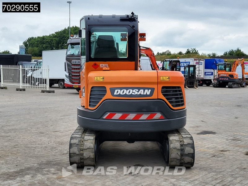 Doosan DX63-3 3 BUCKETS - A/C - Mini ekskavatör: fotoğraf 5 Doosan DX63-3 3 BUCKETS - A/C - Mini ekskavatör: fotoğraf 5