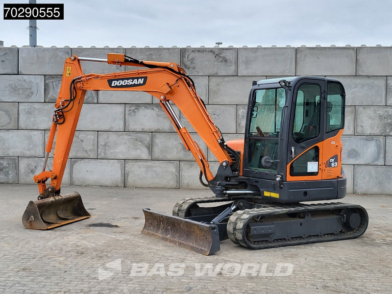 Doosan DX63-3 3 BUCKETS - A/C - Mini ekskavatör: fotoğraf 2 Doosan DX63-3 3 BUCKETS - A/C - Mini ekskavatör: fotoğraf 2