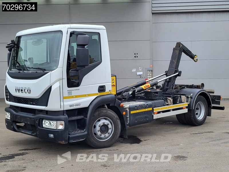 Iveco Eurocargo 120-220 4X2 12tonner HYVA 06-37-S Hooklift Manual ACC Euro 6 - Kancalı yükleyici kamyon: fotoğraf 3 Iveco Eurocargo 120-220 4X2 12tonner HYVA 06-37-S Hooklift Manual ACC Euro 6 - Kancalı yükleyici kamyon: fotoğraf 3