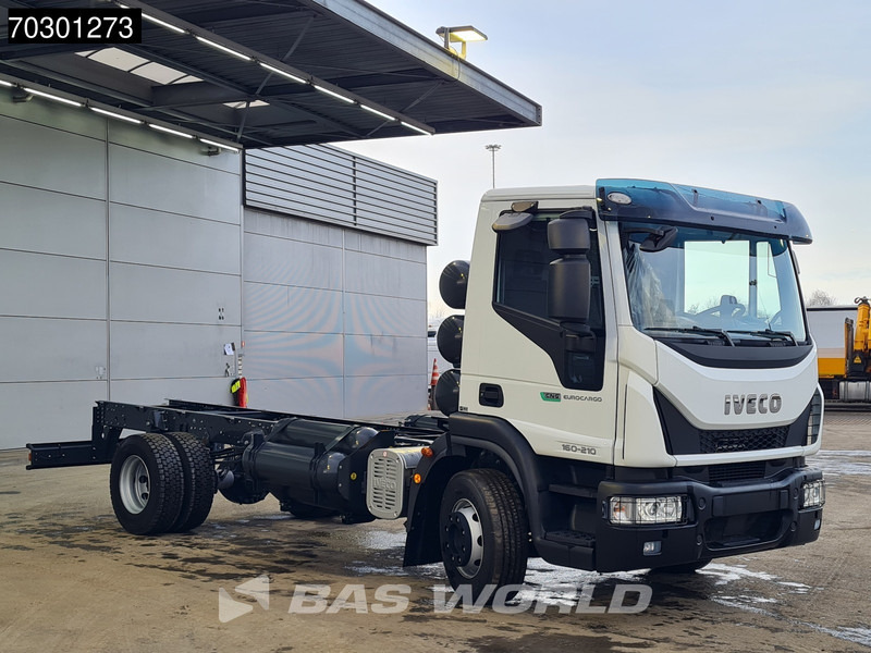 Iveco Eurocargo 160E210 4X2 NEW 16tons chassis! CNG Retarder Automatic Euro 6 - Şasi kamyon: fotoğraf 5 Iveco Eurocargo 160E210 4X2 NEW 16tons chassis! CNG Retarder Automatic Euro 6 - Şasi kamyon: fotoğraf 5
