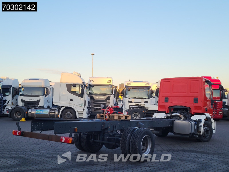 Iveco Eurocargo 160E320 4X2 NEW! 16T chassis 2016 production Euro 6 - Şasi kamyon: fotoğraf 5 Iveco Eurocargo 160E320 4X2 NEW! 16T chassis 2016 production Euro 6 - Şasi kamyon: fotoğraf 5