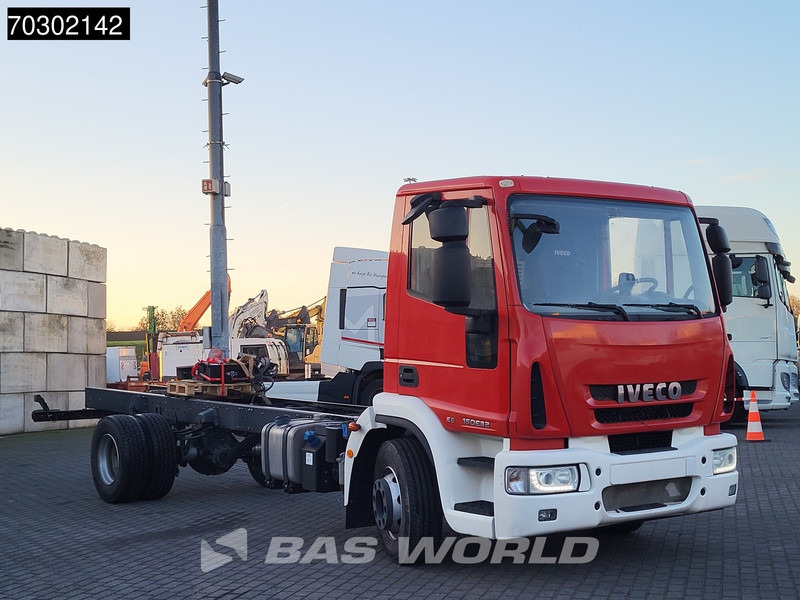 Iveco Eurocargo 160E320 4X2 NEW! 16T chassis 2016 production Euro 6 - Şasi kamyon: fotoğraf 3 Iveco Eurocargo 160E320 4X2 NEW! 16T chassis 2016 production Euro 6 - Şasi kamyon: fotoğraf 3