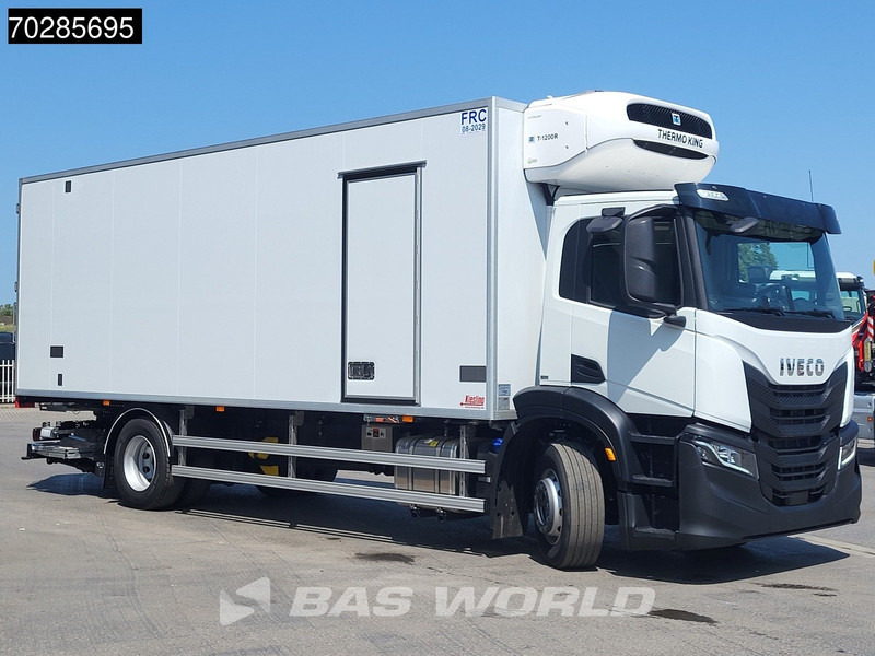 Iveco S-Way 400 4X2 NEW! 19t Thermo King T-1200 ATP Automatic 2000kg Ladebordwand Euro 6 - Refrijeratör kamyon: fotoğraf 3 Iveco S-Way 400 4X2 NEW! 19t Thermo King T-1200 ATP Automatic 2000kg Ladebordwand Euro 6 - Refrijeratör kamyon: fotoğraf 3