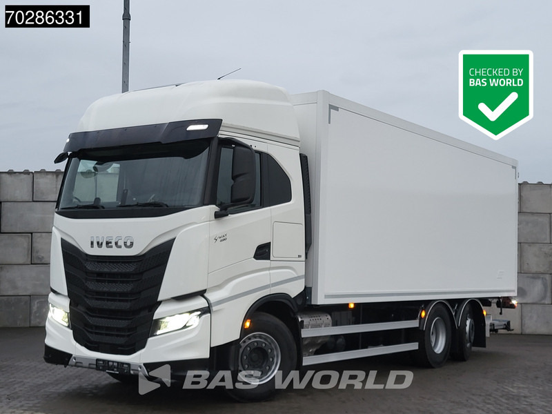 Iveco S-Way 490 6X2 2000kg Ladebordwand Lift/Steering Axle Automatic Navi ACC Euro 6 - Kapalı kasa kamyon: fotoğraf 1 Iveco S-Way 490 6X2 2000kg Ladebordwand Lift/Steering Axle Automatic Navi ACC Euro 6 - Kapalı kasa kamyon: fotoğraf 1