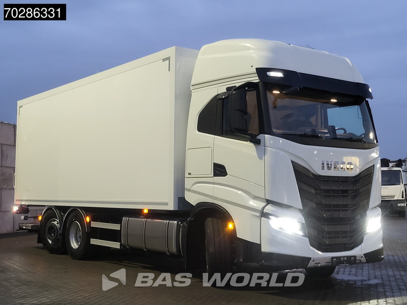 Iveco S-Way 490 6X2 2000kg Ladebordwand Lift/Steering Axle Automatic Navi ACC Euro 6 - Kapalı kasa kamyon: fotoğraf 3 Iveco S-Way 490 6X2 2000kg Ladebordwand Lift/Steering Axle Automatic Navi ACC Euro 6 - Kapalı kasa kamyon: fotoğraf 3