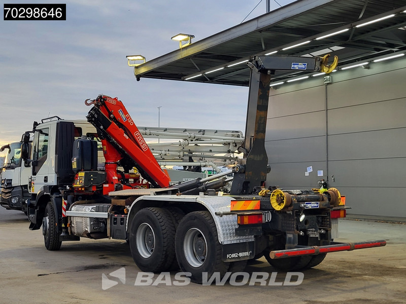 Iveco Trakker 450 6X4 Fassi F120B.2.22 Crane Marrel AL16S50 Retarder Big-axle Euro 6 - Kancalı yükleyici kamyon, Vinçli kamyon: fotoğraf 5 Iveco Trakker 450 6X4 Fassi F120B.2.22 Crane Marrel AL16S50 Retarder Big-axle Euro 6 - Kancalı yükleyici kamyon, Vinçli kamyon: fotoğraf 5