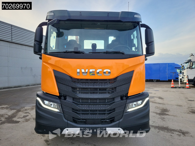 Iveco X-Way 360 4X2 NEW! HIAB 12tons skiploader Automatic Euro 6 - Hidrolift kamyon: fotoğraf 5 Iveco X-Way 360 4X2 NEW! HIAB 12tons skiploader Automatic Euro 6 - Hidrolift kamyon: fotoğraf 5