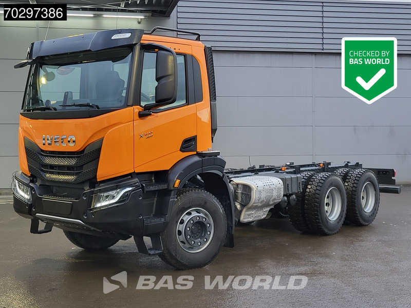 Iveco X-Way 420 6X4 NEW! OFF Chassis steelsuspension Automatic Euro 6 - Şasi kamyon: fotoğraf 1 Iveco X-Way 420 6X4 NEW! OFF Chassis steelsuspension Automatic Euro 6 - Şasi kamyon: fotoğraf 1