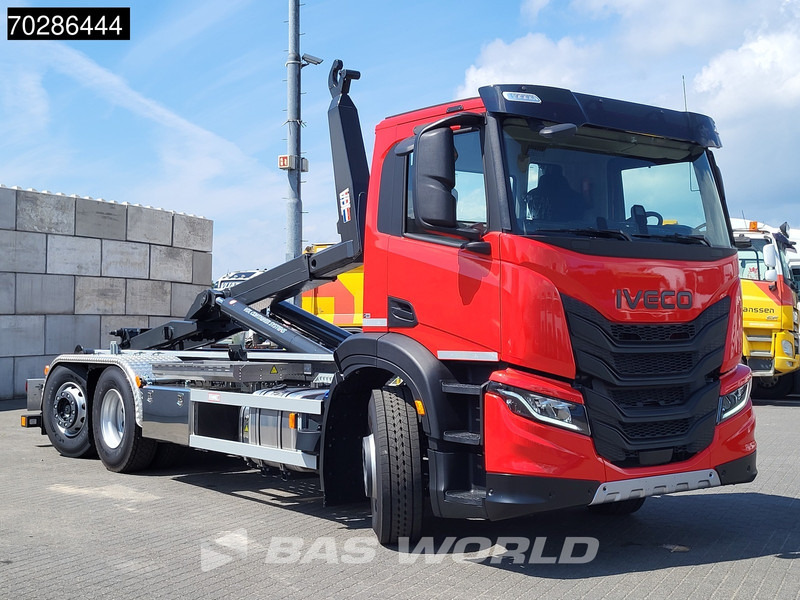 Iveco X-Way 460 6X2 NEW VDL S21-6400 Hooklift Lift+steering Axle Automatic Navi Euro 6 - Kancalı yükleyici kamyon: fotoğraf 3 Iveco X-Way 460 6X2 NEW VDL S21-6400 Hooklift Lift+steering Axle Automatic Navi Euro 6 - Kancalı yükleyici kamyon: fotoğraf 3
