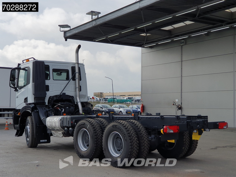 Iveco X-Way 460 6X4 New! Retarder steelsuspension Big-Axle Automatic Navi Euro 6 - Şasi kamyon: fotoğraf 2 Iveco X-Way 460 6X4 New! Retarder steelsuspension Big-Axle Automatic Navi Euro 6 - Şasi kamyon: fotoğraf 2