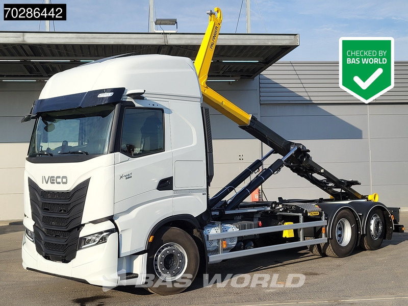 Iveco X-Way 580 6X2 NEW Palfinger PHT20SLD5 Hooklift Lift+steering Axle Automatic Navi ACC LED - Kancalı yükleyici kamyon: fotoğraf 1 Iveco X-Way 580 6X2 NEW Palfinger PHT20SLD5 Hooklift Lift+steering Axle Automatic Navi ACC LED - Kancalı yükleyici kamyon: fotoğraf 1