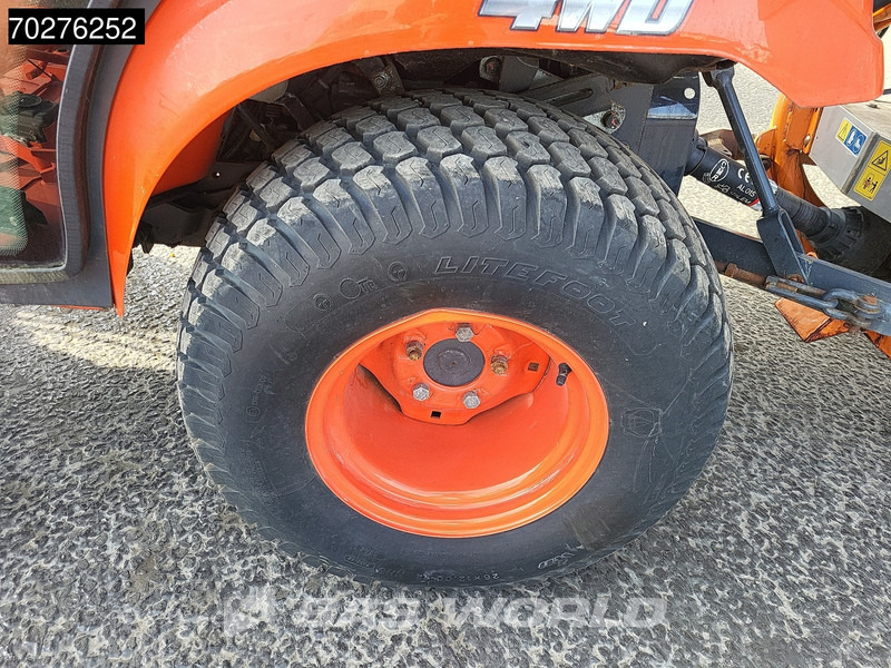 Traktör Kubota BX231D-C C10 4X4: fotoğraf 15