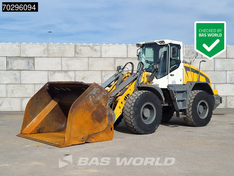 Liebherr L538 - Tekerlekli yükleyici: fotoğraf 1 Liebherr L538 - Tekerlekli yükleyici: fotoğraf 1