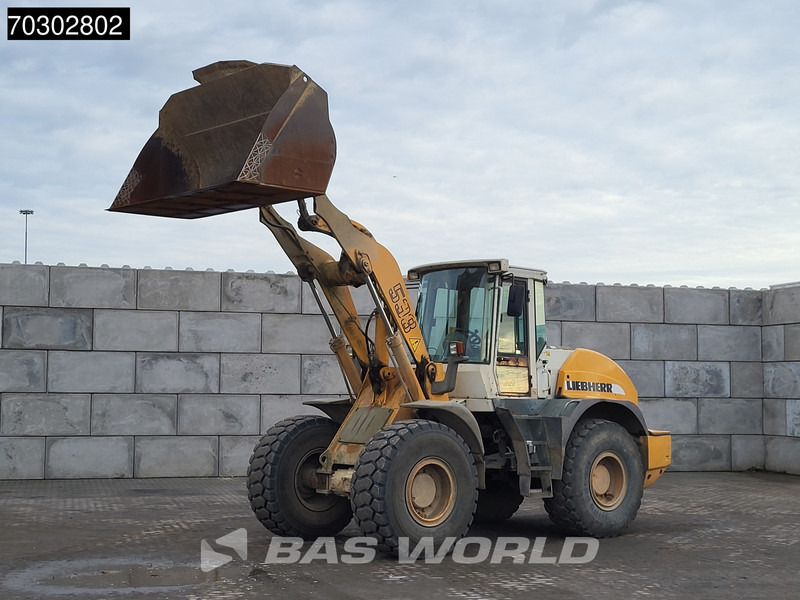 Liebherr L538 L538 - Tekerlekli yükleyici: fotoğraf 2 Liebherr L538 L538 - Tekerlekli yükleyici: fotoğraf 2