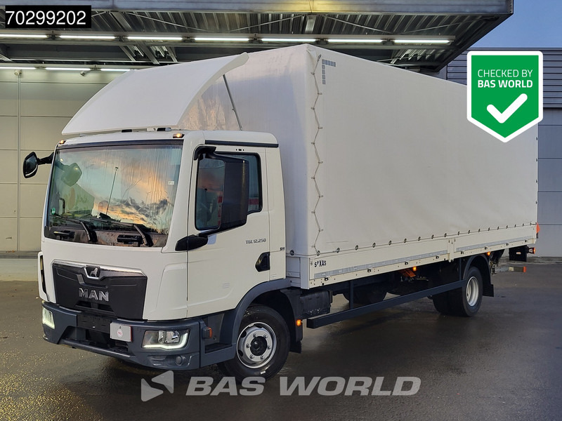 MAN TGL 12.250 4X2 Low Mileage! 12 Tons Automatic 1500kg Ladebordwand Euro 6 - Tenteli kamyon: fotoğraf 1 MAN TGL 12.250 4X2 Low Mileage! 12 Tons Automatic 1500kg Ladebordwand Euro 6 - Tenteli kamyon: fotoğraf 1