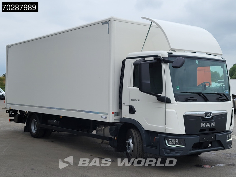 MAN TGL 12.250 4X2 Low Mileage! 1500kg Ladebordwand Automatic Euro 6 - Kapalı kasa kamyon: fotoğraf 3 MAN TGL 12.250 4X2 Low Mileage! 1500kg Ladebordwand Automatic Euro 6 - Kapalı kasa kamyon: fotoğraf 3
