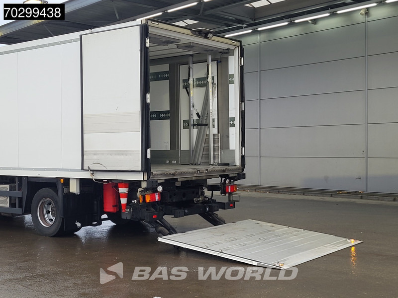 MAN TGM 15.250 TGL 4X2 Carrier Syberia 1500kg Ladebordwand Automatic Euro 6 - Refrijeratör kamyon: fotoğraf 3 MAN TGM 15.250 TGL 4X2 Carrier Syberia 1500kg Ladebordwand Automatic Euro 6 - Refrijeratör kamyon: fotoğraf 3