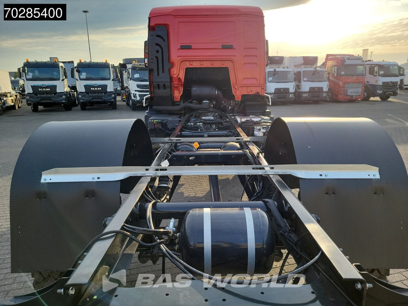 MAN TGM 18.250 4X4 New! Steelsuspension Big-Axle Automatic Euro 6 - Şasi kamyon: fotoğraf 5 MAN TGM 18.250 4X4 New! Steelsuspension Big-Axle Automatic Euro 6 - Şasi kamyon: fotoğraf 5
