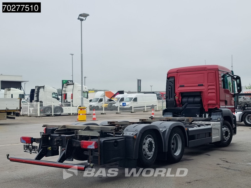 MAN TGS 26.320 6X2 BDF ADR Lift+lenkasche Automatic Euro 6 - Konteynır taşıyıcı/ Yedek karoser kamyon: fotoğraf 5 MAN TGS 26.320 6X2 BDF ADR Lift+lenkasche Automatic Euro 6 - Konteynır taşıyıcı/ Yedek karoser kamyon: fotoğraf 5