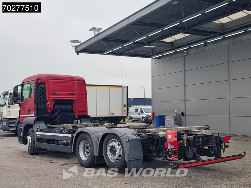 MAN TGS 26.320 6X2 BDF ADR Lift+lenkasche Automatic Euro 6 - Konteynır taşıyıcı/ Yedek karoser kamyon: fotoğraf 2 MAN TGS 26.320 6X2 BDF ADR Lift+lenkasche Automatic Euro 6 - Konteynır taşıyıcı/ Yedek karoser kamyon: fotoğraf 2