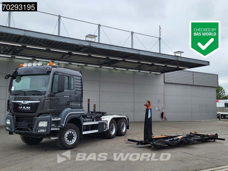 MAN TGS 33.510 TGS 6X6 20t AJK hooklift with 5th wheel Wechselsystem Retarder Automatic Euro 6 - Kancalı yükleyici kamyon: fotoğraf 1 MAN TGS 33.510 TGS 6X6 20t AJK hooklift with 5th wheel Wechselsystem Retarder Automatic Euro 6 - Kancalı yükleyici kamyon: fotoğraf 1