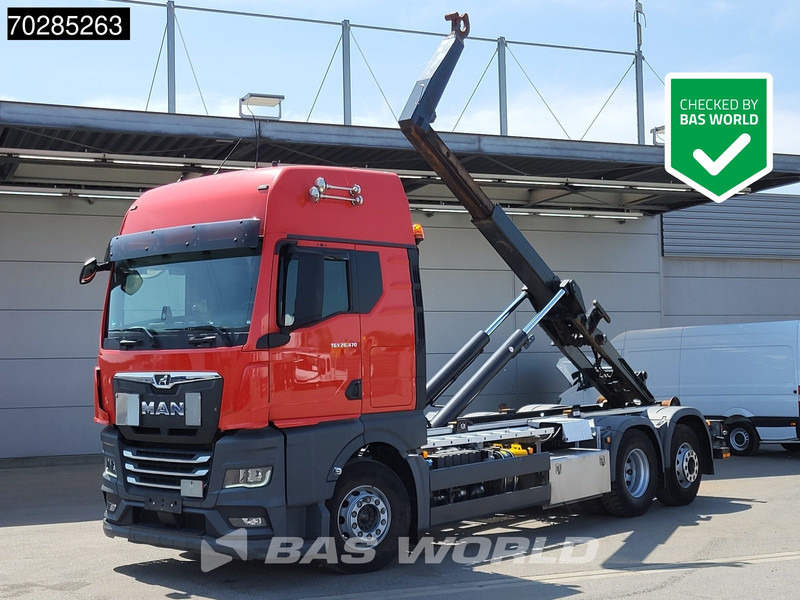 MAN TGX 26.470 TGX 6X2 21 Tonnes VDL hooklift Retarder Lift+Lenkachse ACC Navi Euro 6 - Kancalı yükleyici kamyon: fotoğraf 1 MAN TGX 26.470 TGX 6X2 21 Tonnes VDL hooklift Retarder Lift+Lenkachse ACC Navi Euro 6 - Kancalı yükleyici kamyon: fotoğraf 1