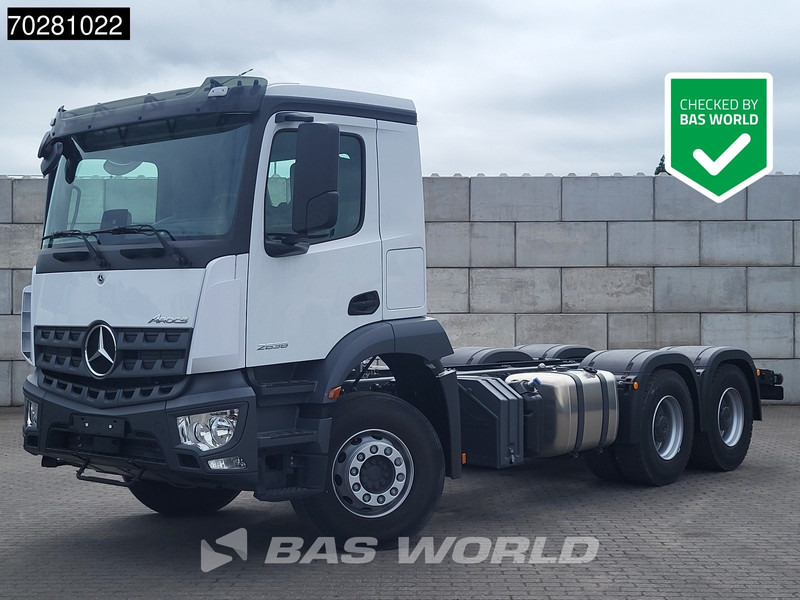 Mercedes-Benz Arocs 2636 6X4 NEW chassis Flywheel PTO Big-Axle Automatic Steelsuspension Euro 6 - Şasi kamyon: fotoğraf 1 Mercedes-Benz Arocs 2636 6X4 NEW chassis Flywheel PTO Big-Axle Automatic Steelsuspension Euro 6 - Şasi kamyon: fotoğraf 1