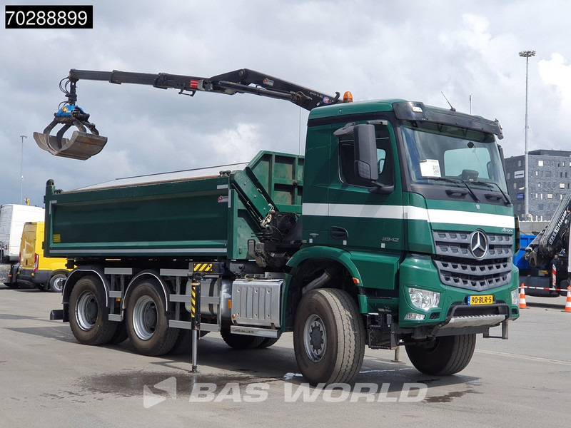Mercedes-Benz Arocs 3342 Arocs 6X6 NL-Truck HMF 1643 Z-Crane Kran Steering Axle Big-Axle Euro 6 - Damperli kamyon, Vinçli kamyon: fotoğraf 3 Mercedes-Benz Arocs 3342 Arocs 6X6 NL-Truck HMF 1643 Z-Crane Kran Steering Axle Big-Axle Euro 6 - Damperli kamyon, Vinçli kamyon: fotoğraf 3