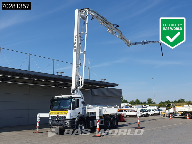 Mercedes-Benz Arocs 3343 6X4 CIFA K40H Carbotech Pump 5 arm Big-Axle Navi Euro 6 - Mobil beton pompası: fotoğraf 1 Mercedes-Benz Arocs 3343 6X4 CIFA K40H Carbotech Pump 5 arm Big-Axle Navi Euro 6 - Mobil beton pompası: fotoğraf 1