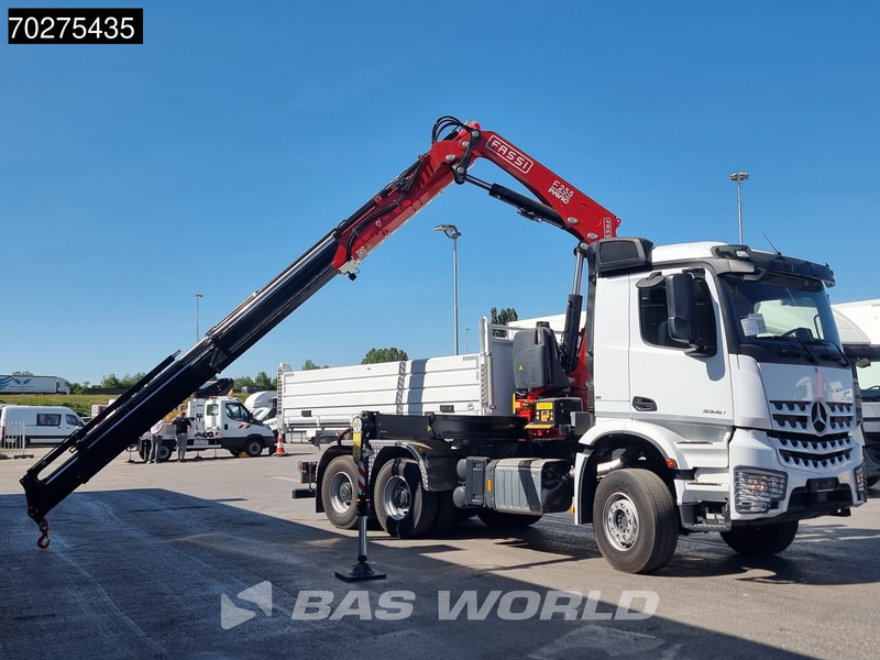 Mercedes-Benz Arocs 3348 6X4 Fassi F255A2.24 Kran Crane 9m3 3-Sided Tipper Big-Axle Euro 6 - Damperli kamyon, Vinçli kamyon: fotoğraf 5 Mercedes-Benz Arocs 3348 6X4 Fassi F255A2.24 Kran Crane 9m3 3-Sided Tipper Big-Axle Euro 6 - Damperli kamyon, Vinçli kamyon: fotoğraf 5