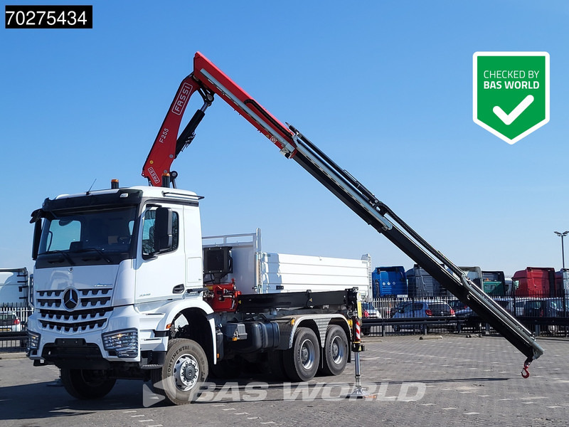 Mercedes-Benz Arocs 3348 6X6 Fassi F255A.2.24 xe-dynamic Kran Dreiseitenkipper Navi Euro 6 - Damperli kamyon, Vinçli kamyon: fotoğraf 1 Mercedes-Benz Arocs 3348 6X6 Fassi F255A.2.24 xe-dynamic Kran Dreiseitenkipper Navi Euro 6 - Damperli kamyon, Vinçli kamyon: fotoğraf 1