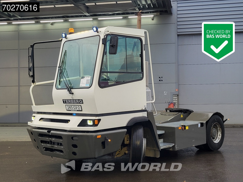 Terberg YT182 4X2 - Terminal çekiciler: fotoğraf 1 Terberg YT182 4X2 - Terminal çekiciler: fotoğraf 1