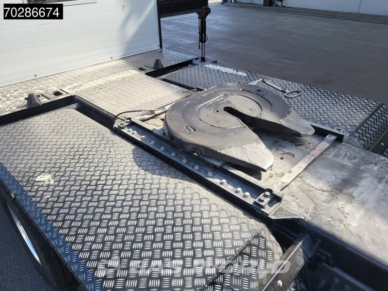 Volvo FH16 650 FH16 8X2 HMF 7020K-RCS Crane + Fly-Jib Lift+Steering-Axle Navi LED ACC Euro 6 - Sal/ Açık kasa kamyon, Vinçli kamyon: fotoğraf 3 Volvo FH16 650 FH16 8X2 HMF 7020K-RCS Crane + Fly-Jib Lift+Steering-Axle Navi LED ACC Euro 6 - Sal/ Açık kasa kamyon, Vinçli kamyon: fotoğraf 3