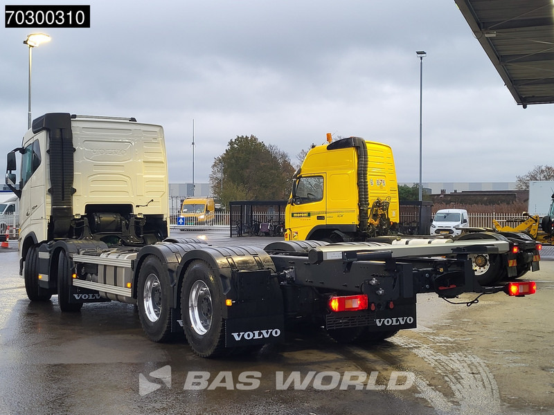 Volvo FH16 750 FH 8X4 NEW 8x4 chassis! Air suspension Big-Axle Automatic VEB+ Euro 6 - Şasi kamyon: fotoğraf 2 Volvo FH16 750 FH 8X4 NEW 8x4 chassis! Air suspension Big-Axle Automatic VEB+ Euro 6 - Şasi kamyon: fotoğraf 2