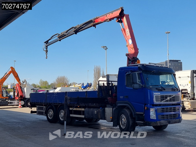 Volvo FM 330 6X2 HMF 1820 K3 Kran Crane Lift+Steering Axle Xenon Euro 5 - Sal/ Açık kasa kamyon, Vinçli kamyon: fotoğraf 3 Volvo FM 330 6X2 HMF 1820 K3 Kran Crane Lift+Steering Axle Xenon Euro 5 - Sal/ Açık kasa kamyon, Vinçli kamyon: fotoğraf 3
