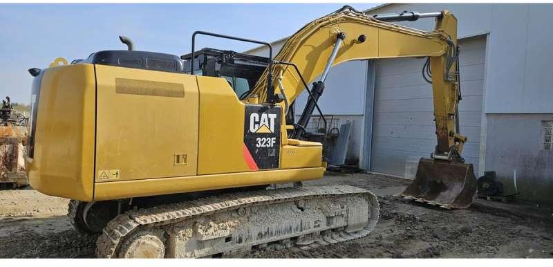 Caterpillar 323F - Paletli ekskavatör: fotoğraf 4 Caterpillar 323F - Paletli ekskavatör: fotoğraf 4