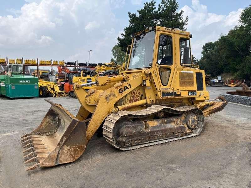 Caterpillar 943 - Paletli yükleyici: fotoğraf 3 Caterpillar 943 - Paletli yükleyici: fotoğraf 3