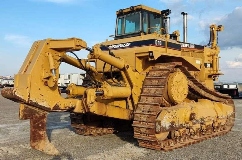 Caterpillar Bulldozer D10 DEPOT BARCELONE - Buldozer: fotoğraf 4 Caterpillar Bulldozer D10 DEPOT BARCELONE - Buldozer: fotoğraf 4