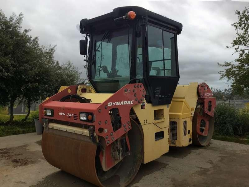 Dynapac Compacteur Tandem / Double Billes CC224HF - Yol silindiri: fotoğraf 1 Dynapac Compacteur Tandem / Double Billes CC224HF - Yol silindiri: fotoğraf 1