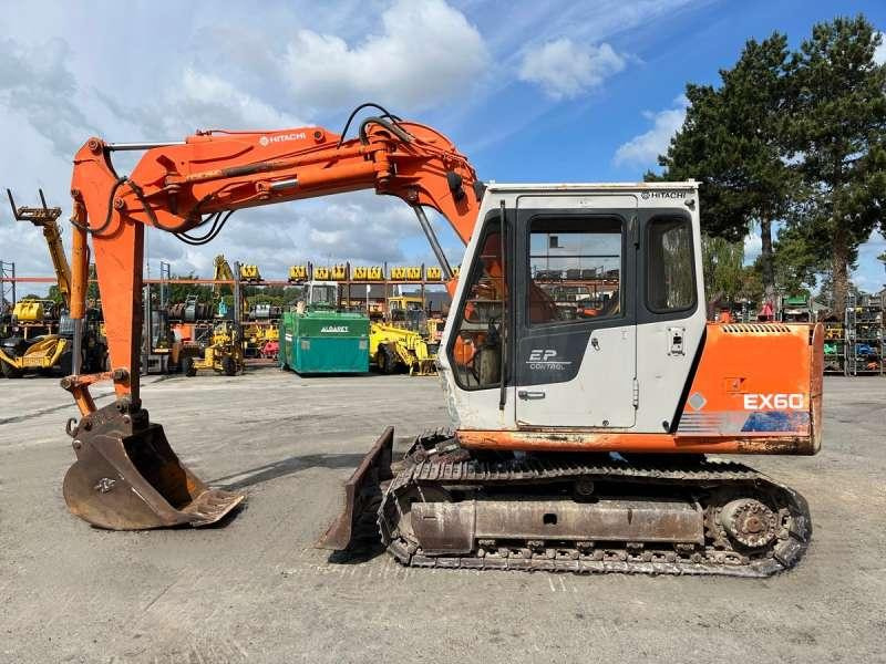 Hitachi EX60 - Paletli ekskavatör: fotoğraf 4 Hitachi EX60 - Paletli ekskavatör: fotoğraf 4