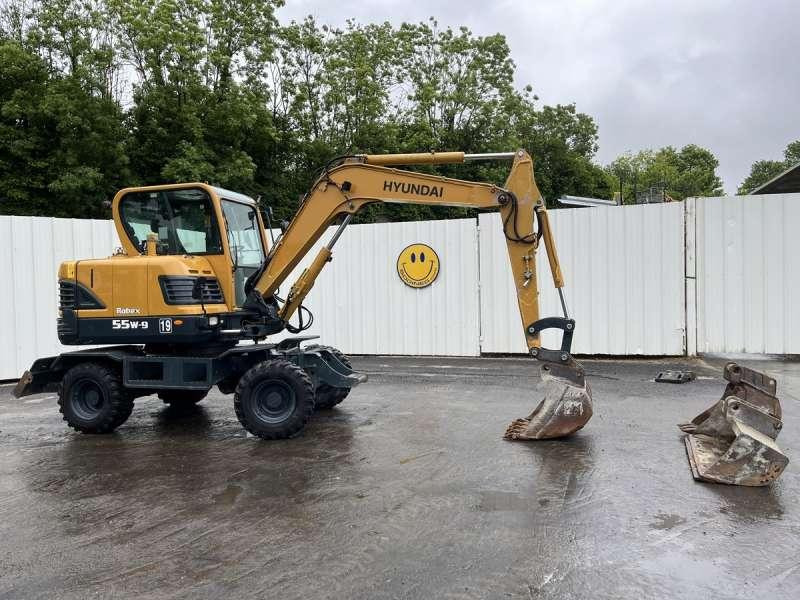Hyundai ROBEX 55W-9 / R55W-9 - Tekerlekli ekskavatör: fotoğraf 1 Hyundai ROBEX 55W-9 / R55W-9 - Tekerlekli ekskavatör: fotoğraf 1